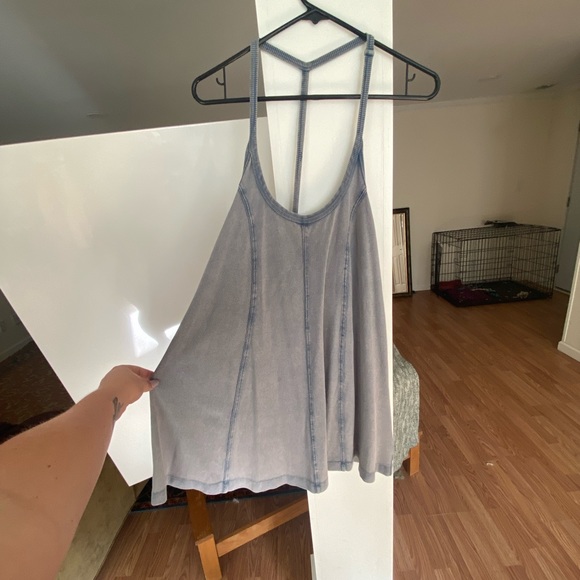 Urban Outfitters halter dress - Picture 4 of 4